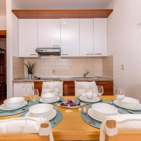 Luxurious Apartment In Kvarner By Sea, Cleaning Included * Crikvenica